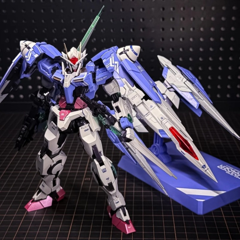 Nuovo Modello Menghu MB 1/100  - Bandai Gundam Hg recensione e prezzo